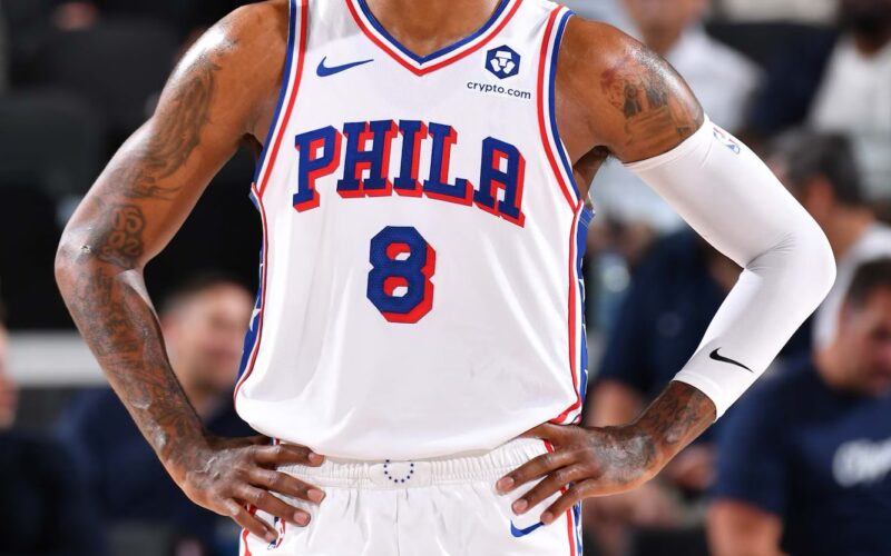 PAUL GEORGE SUSPENDIDO POR 25 PARTIDOS TRAS VIOLAR POLÍTICA ANTIDROGAS