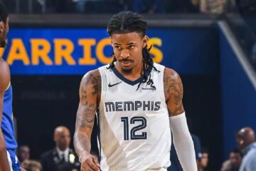 JA MORANT SUFRE ESGUINCE EN EN CODO Y ESTARÍA FUERA POR 3 SEMANAS