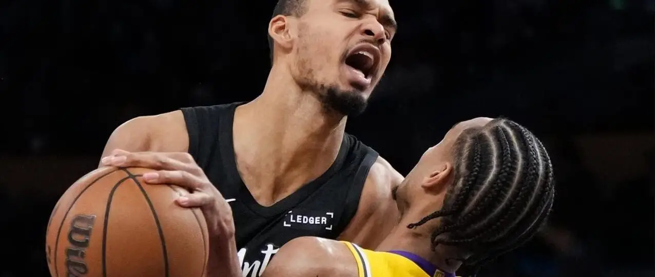 WEMBY ANOTA 40 PTS EN 26 MINUTOS ANTE UNOS LAKERS SIN LUKA, LEBRON Y REEVES