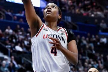 Blanca Quiñónez integra en el&nbsp;Segundo mejor Quinteto del BIG EAST